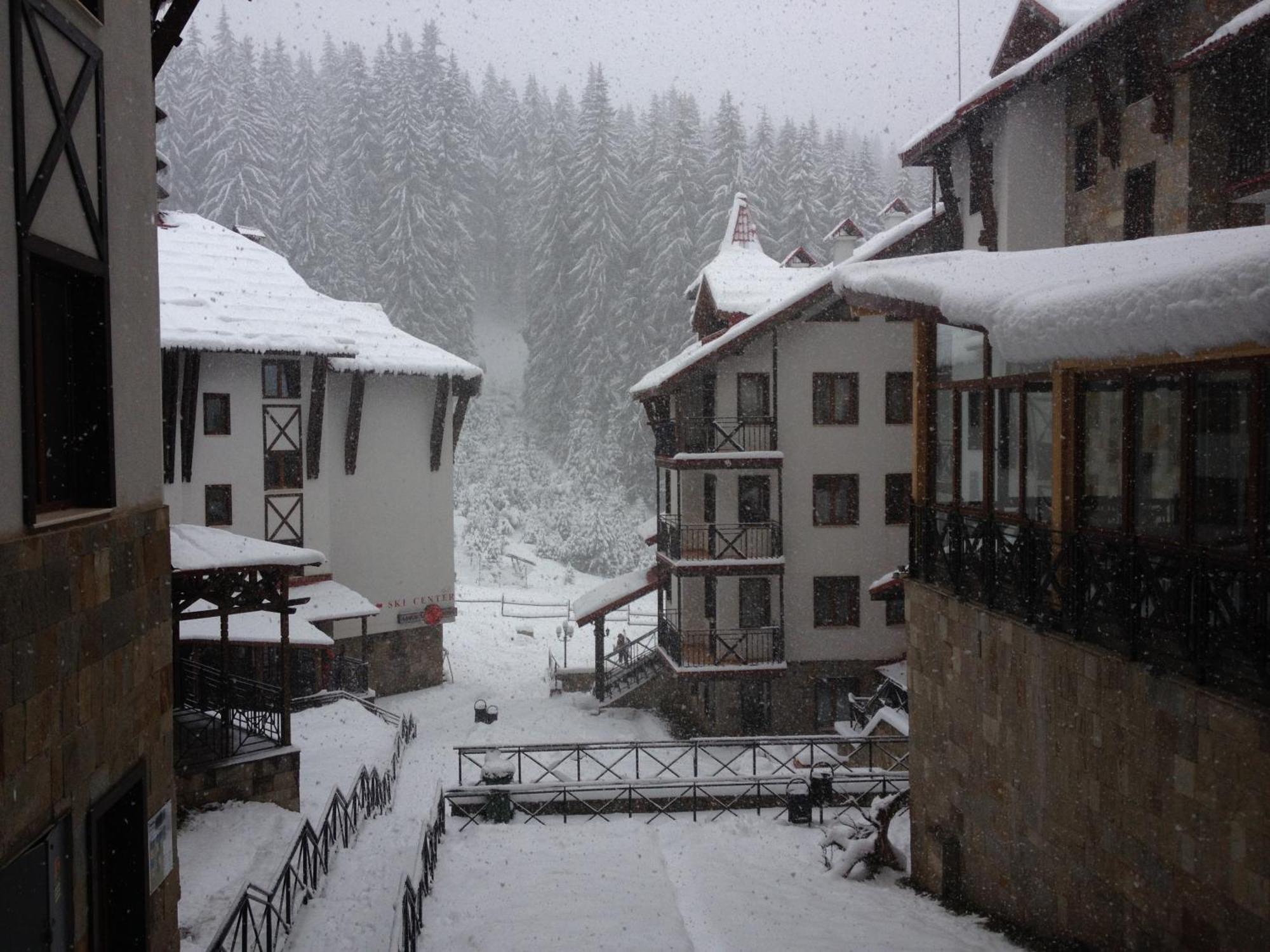 Ski Apartment In Castle Complex Pamporovo Eksteriør billede